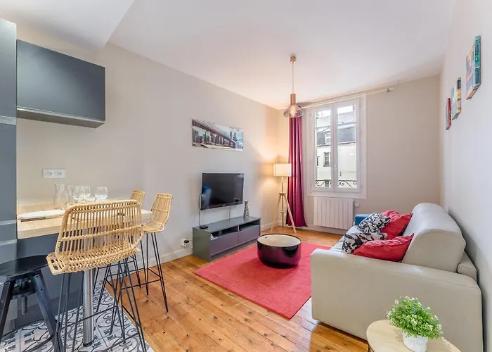 Le Petit Bacchus - Au Coeur De * Nantes